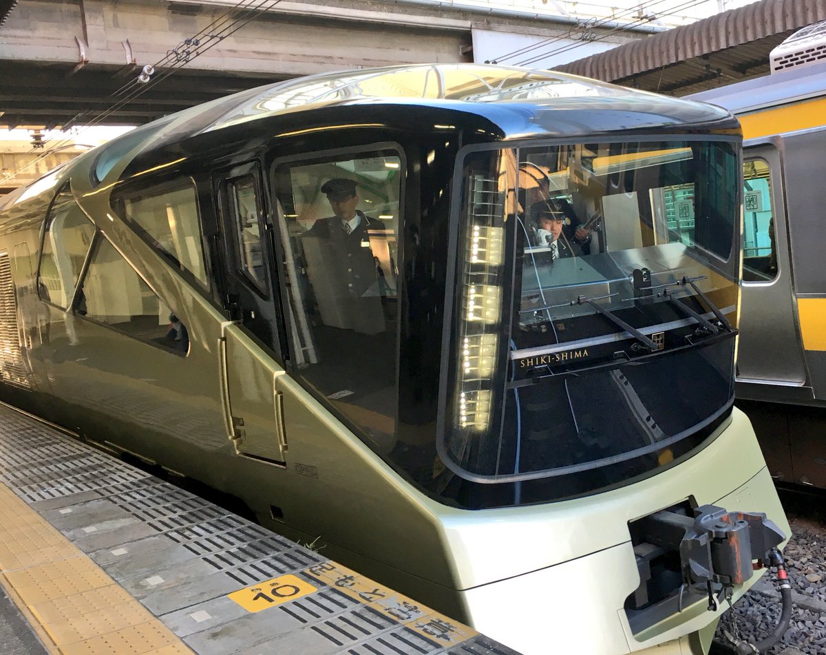 Tubo V Twitter すっごくカッコいい電車を発見しました シキシマっていう名前も格好良いです 何の電車なんだろう 試運転 Jr シキシマ