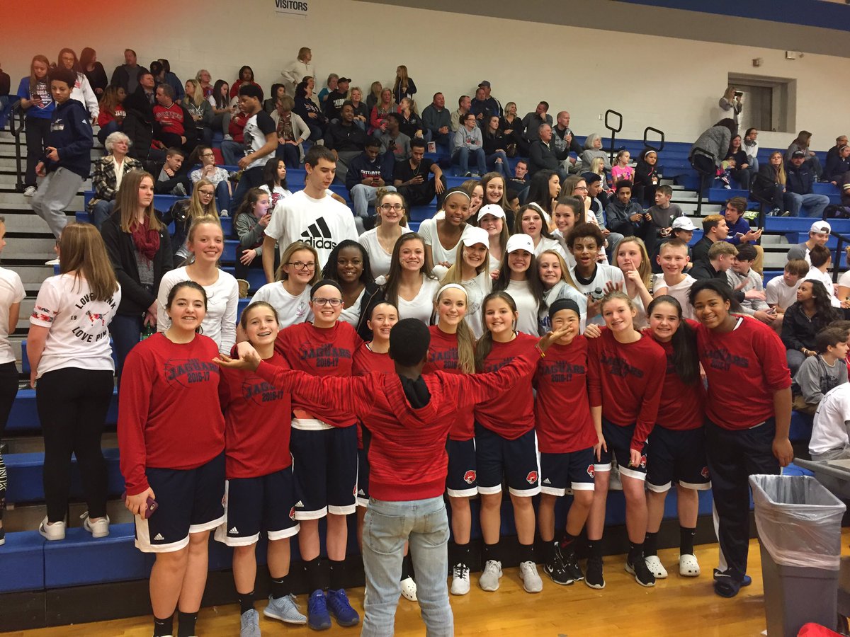 JMSJags's tweet photo. Congrats lady jags!!#battleofgc https://t.co/RHzpgFjvY5
