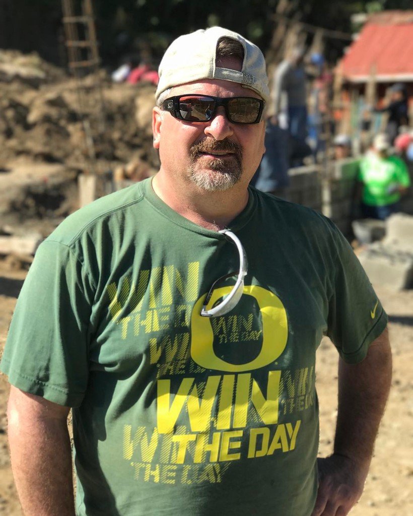 bjaj1's tweet photo. Another awesome Lifetouch guy. Love your passion John Vagner. #memorymission2017 https://t.co/XndZeUtmcY https://t.co/moLGPyjFxi