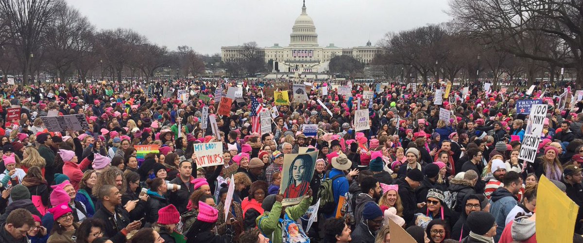_WhitePanthers_'s tweet photo. When women march versus when men march https://t.co/kvlUDqTUbC