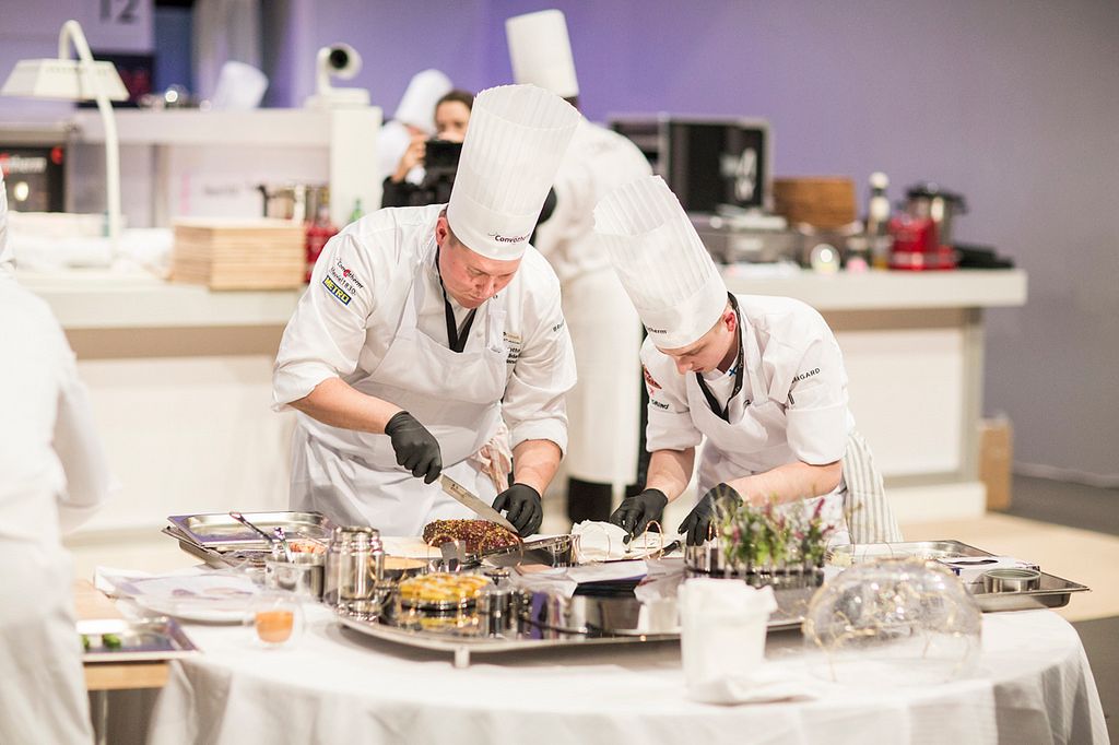 Bocuse d'Or: USA voittoon, Suomi kuudes. (Kuva: Kaapo Kamu). Lue juttu Viinilehti.fi:stä. viinilehti.fi/2017/01/bocuse… #bocusedor2017