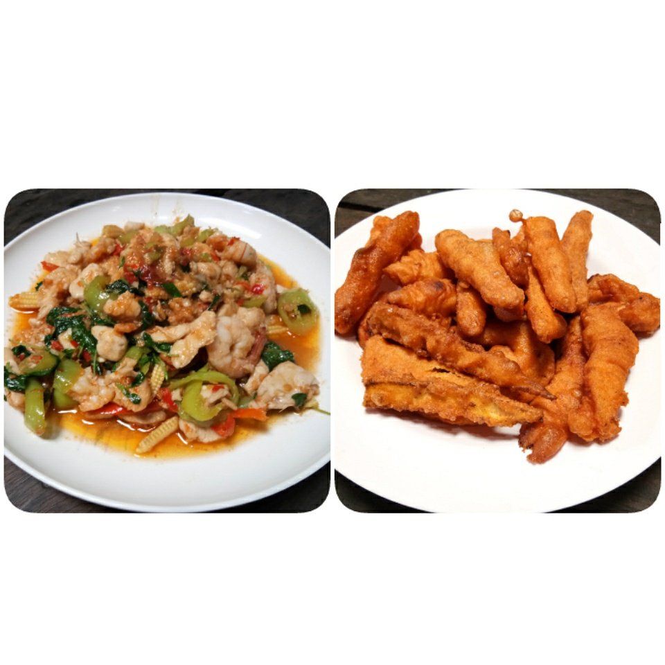 TTpakorn's tweet photo. กะเพราไก่กุ้งพริกอ่อน🍚🍗🍤
ไก่ทอดสไปรซี่ 🍗
เป็นตุ๊ดแล้ว👬 เป็นแม่ครัวด้วย 👍 https://t.co/fWy2mn8rAE