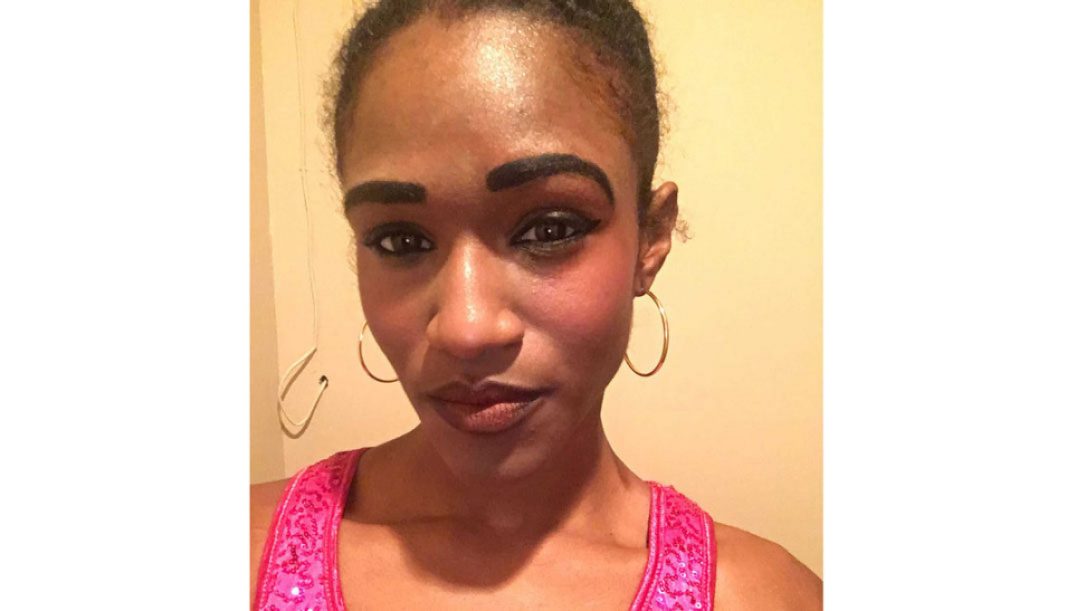 TorontoStar's tweet image. Three white men leave black waitress a $450 tip: ‘Not race. Not gender. Just American.’ on.thestar.com/2k1n7M6