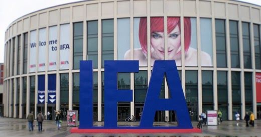 acenumber's tweet photo. IFA2014開催期間中新スマートウォッチ続々登場(2014年9月5日:133PV) #腕時計 #MetaWatch #MICA #Vivosmart #sony #SmartBandTalk #SmartWatch3 https://t.co/GBHYQs09C6 https://t.co/ZMhVb4zJgQ