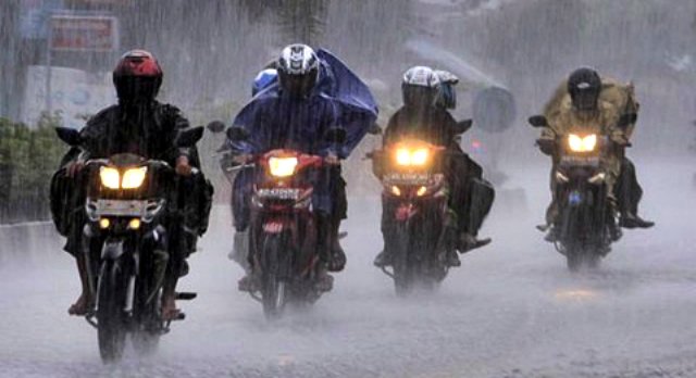 #infoBDL Stamet: Waspada Hujan Lebat-Angin Kencang di Bandar Lampung Sore Nanti dlvr.it/NCJrWg