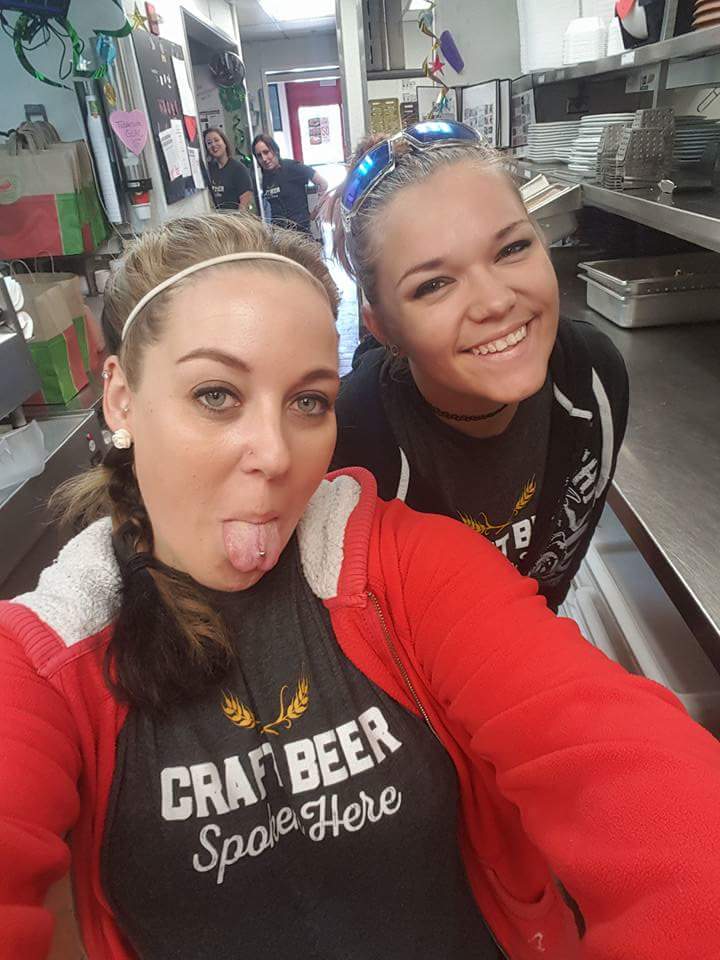 MattMunger's tweet photo. @MSpinger, This team is in it to win it. #todayschilis #chilislove #number4 #gunningfor1st https://t.co/bbxYjPx31d