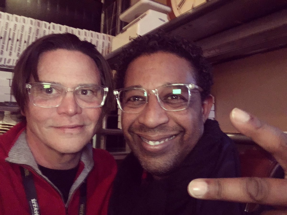 TerrellSandefur's tweet photo. Eyewear twins #GregMarks #WarbyParker #sundance https://t.co/yZwlMCVfOr