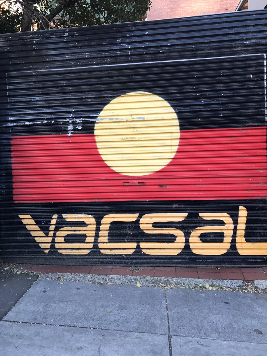 Theaboutblank's tweet photo. #changethedate #invasionday #AustraliaDay #australia #streetart https://t.co/VKGsG4yLK7