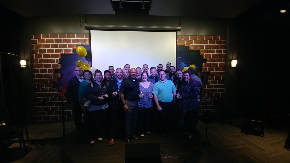 Momoney_momo's tweet photo. #ksmoleadingthecharge @j8o8e8 @sgitw0 @jocolts @KSMOSprint 
Keep on killing it Team Missouri! https://t.co/z6wR3PH2nN