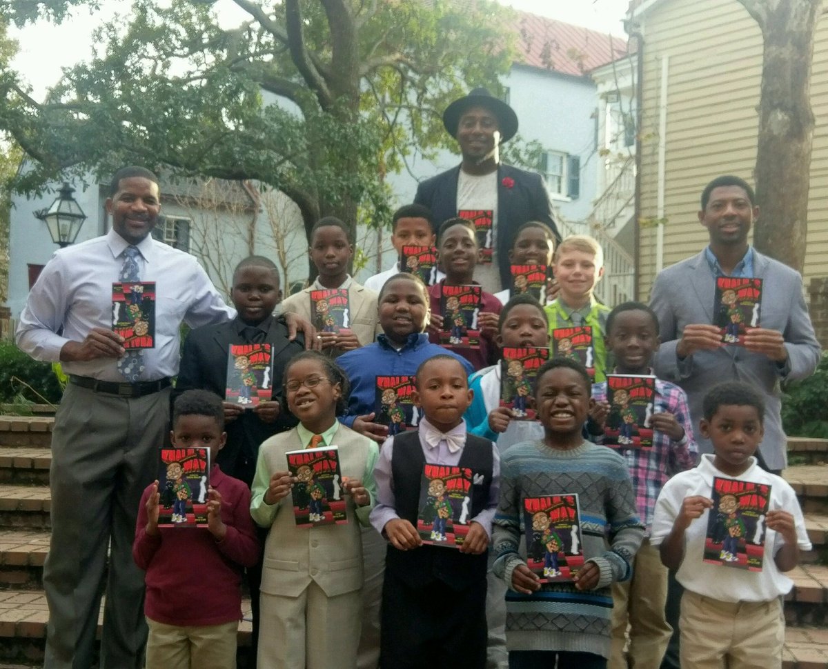 uchangenow's tweet image. Young brothers at Memminger
Elem in Charleston, SC excited to be reading Khalil's Way. @RevMentor @DoveSoars @Fathersincorp @JerryCraft
