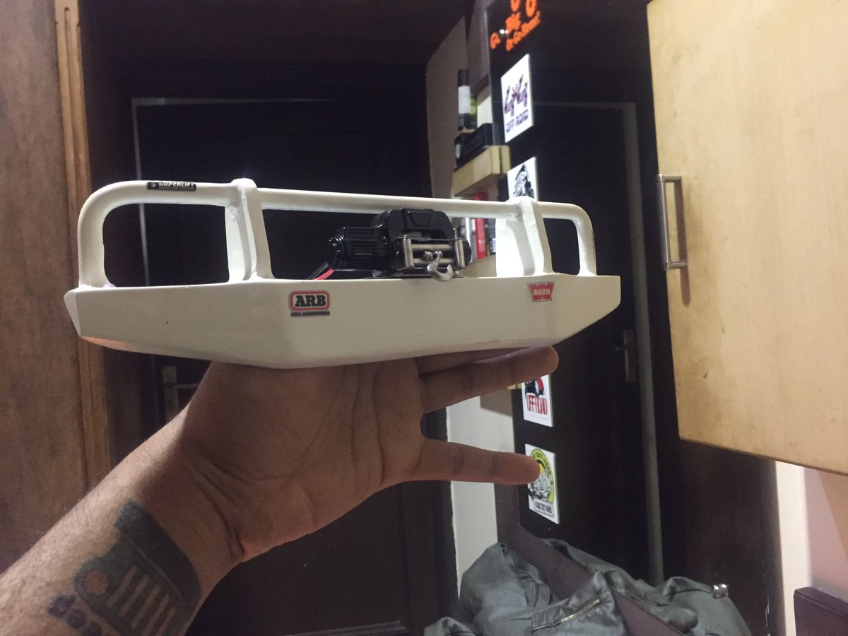 BModifiers's tweet image. Cute model bullbar