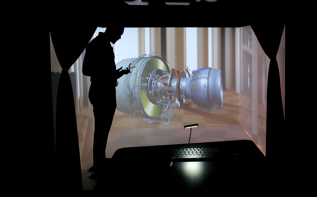 Innovate4EDU's tweet photo. An enterprise approach to augmented and virtual reality for education by @TheCIOReview https://t.co/WSfa5SBFJb @OralRobertsU @EONRealityInc https://t.co/KlBeXtXA8A