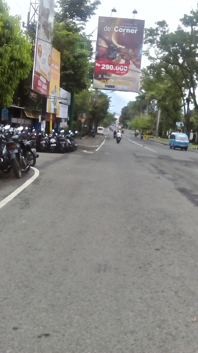 ReadyE_official's tweet photo. Pukul 10.50 Jl Surabaya Terpantau Lengang - Ready BC 1 #trafficmalang @Edunewsfm @official_itv https://t.co/Ns6iyxoiRj