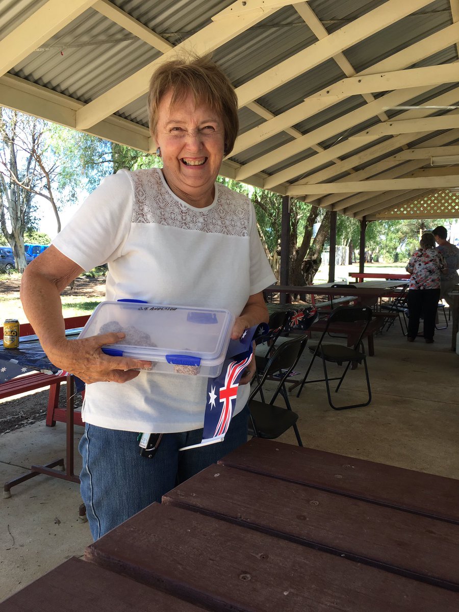 Panky61's tweet photo. Former #shireofcampaspe Cr Howell heading home from #KyValley #AustraliaDay #bbq with a stash of their famous #lamingtons https://t.co/BJT9Tg8knZ