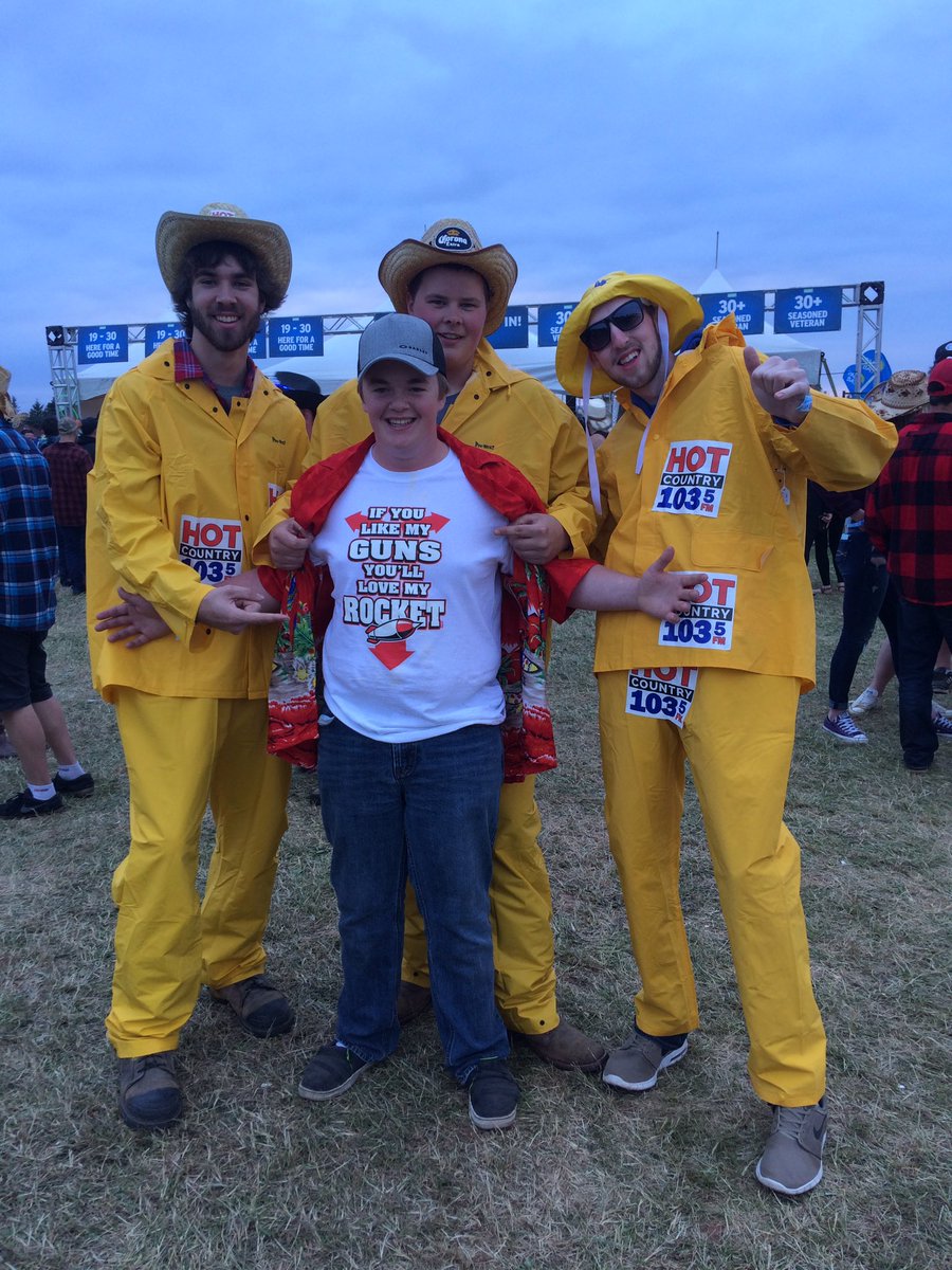 aaronallison_12's tweet photo. #BellLetsTalk about how I can't wait to go back to the land of potatoes https://t.co/Rx44uzoFeY