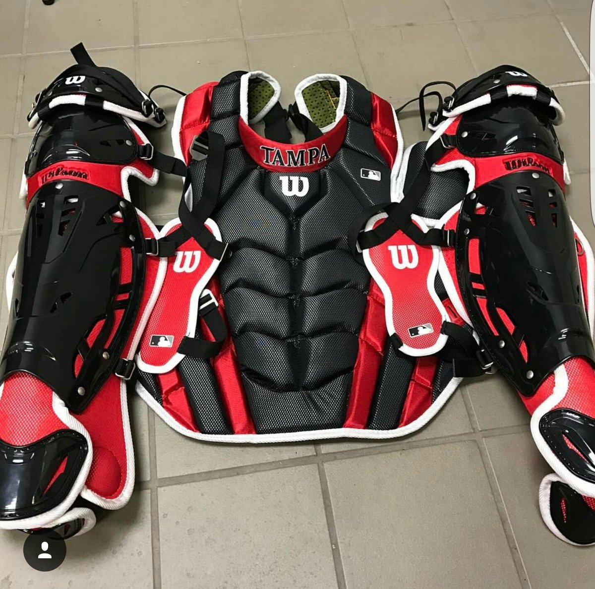 lifeofncaabase's tweet photo. These catchers are getting some sweet gear!! @GonzagaBaseball @BisonBaseball @ArizonaBaseball @UT_Baseball https://t.co/F3VG9e1N7m