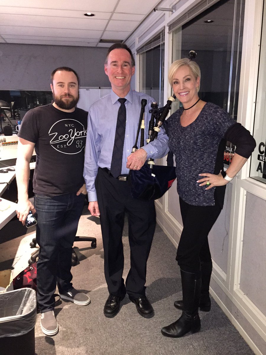 Today our band manager and president, Rob MacNeil, spoke about Robert #Burns and played bagpipes on @drex and @steeletalks980 <a href="/CKNW/">CKNW</a> show