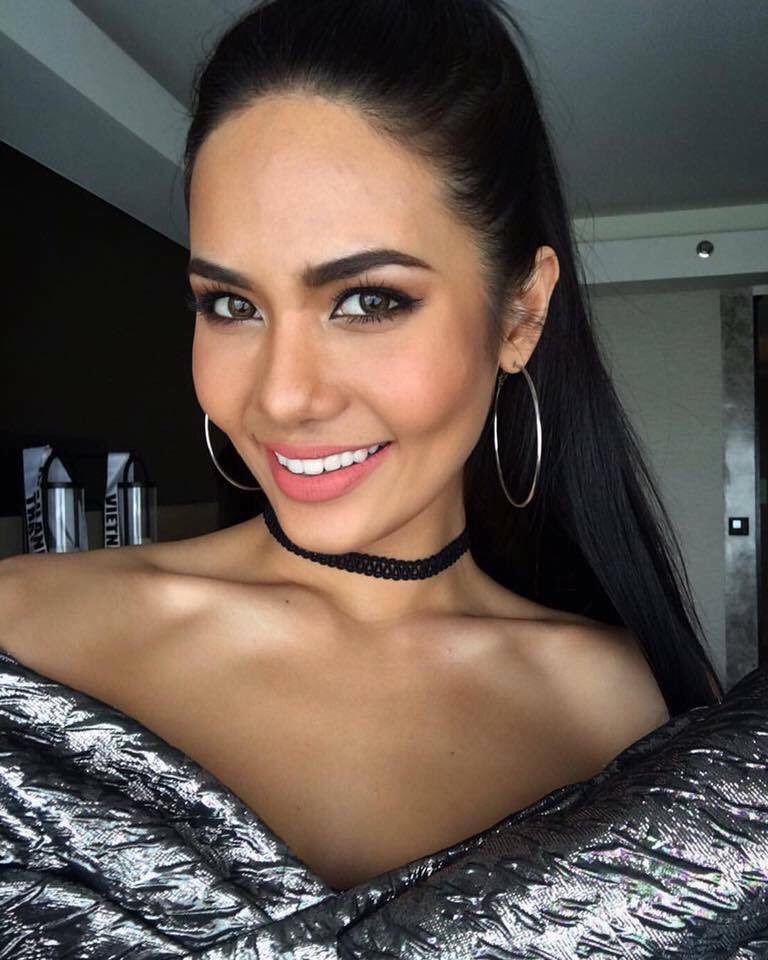 realsyp83's tweet image. สง่าขนาดนี้ เด่นขนาดนั้น 
มงลงองค์ประทับแน่นอน 👑👑👑 
#MissUniverse #Thailand