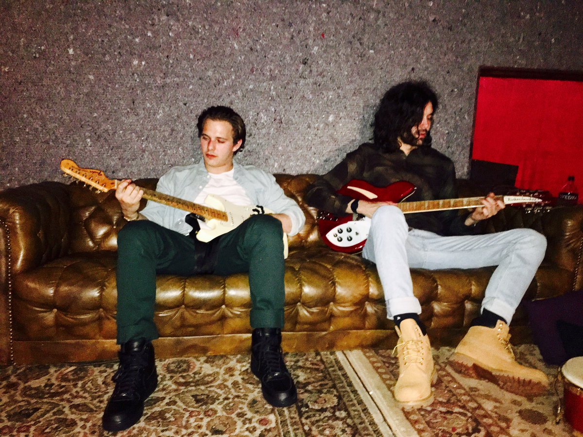 C2MediaPR's tweet photo. #LA #studiovibes #newmusic #comingsoon #newhollow #revolverstudio https://t.co/3Dvhz6ArRe