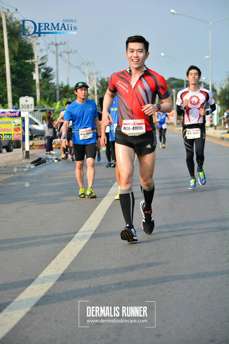 handsomerunners's tweet photo. ยังไง ยังไง แรงเหลือยางงายยย
.
#handsomerunners #หนุ่มนักวิ่ง
#wingnaidee #dermalisrunner https://t.co/fIQf62odWW