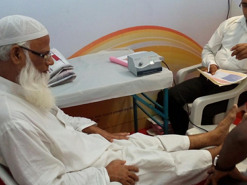 DiabetesMela's tweet photo. Patient check up that too absolutely FREE!
#diabetesmela #diabetesversuswe https://t.co/AiWUpSq3pF