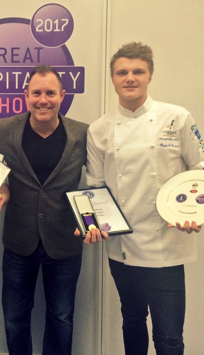 😃🎉🍾Enormous congrats to #teamCompass #apprentice Chef <a href="/RyanOconnor1810/">Ryan O'Connor</a> for winning a GOLD🏅 - Best in Class - for his starters @HospShow!💪💪💪