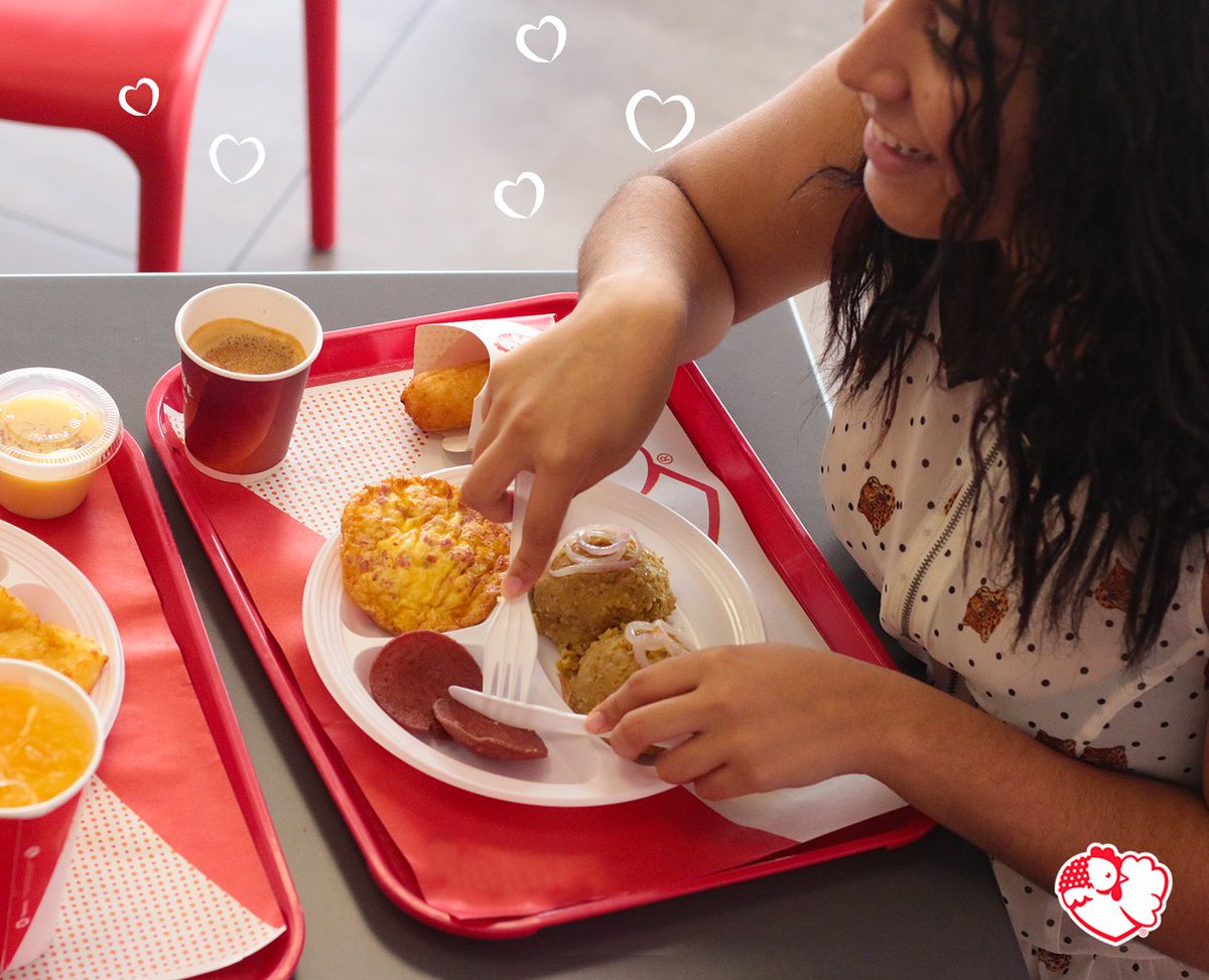 P_Victorina's tweet photo. ¡Esto sí que es un desayuno con to’ lo power! #PollosVictorinaRD #Domicanpower *Disponible en Total Luperón y Av. España* https://t.co/228C71yoFh