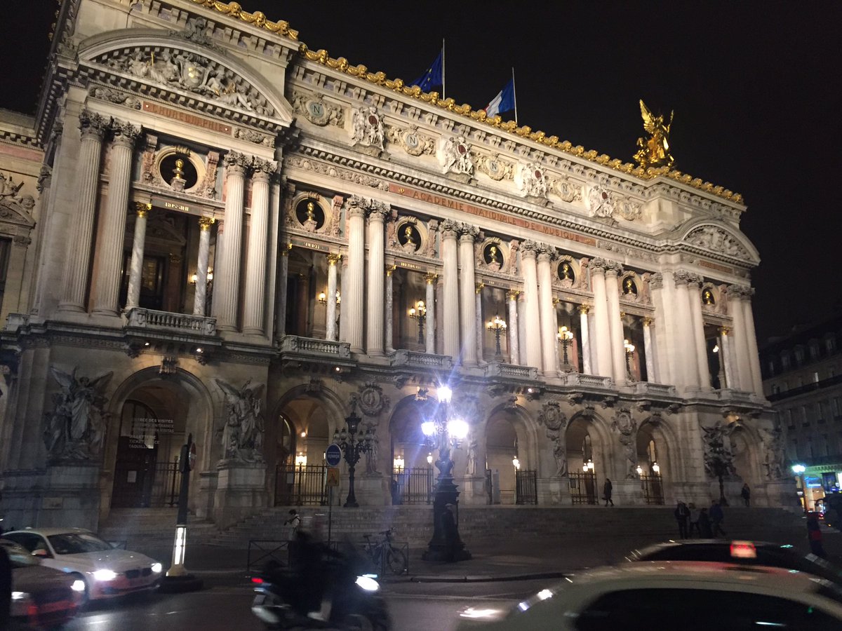 Thanks to Laurent <a href="/LNizri/">Laurent Nizri</a> for inviting me to talk in Paris #PFF17 - any excuse to be in Paris is a good excuse.