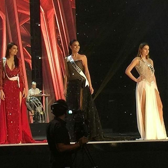 DPIdaMU's tweet photo. GOD BLESS INDONESIA : @kezia_warouw in Kedjora by Ivan Gunawan during Rehearsal. I vote for #MissUniverse #Indonesia https://t.co/xj7ocsHMof
