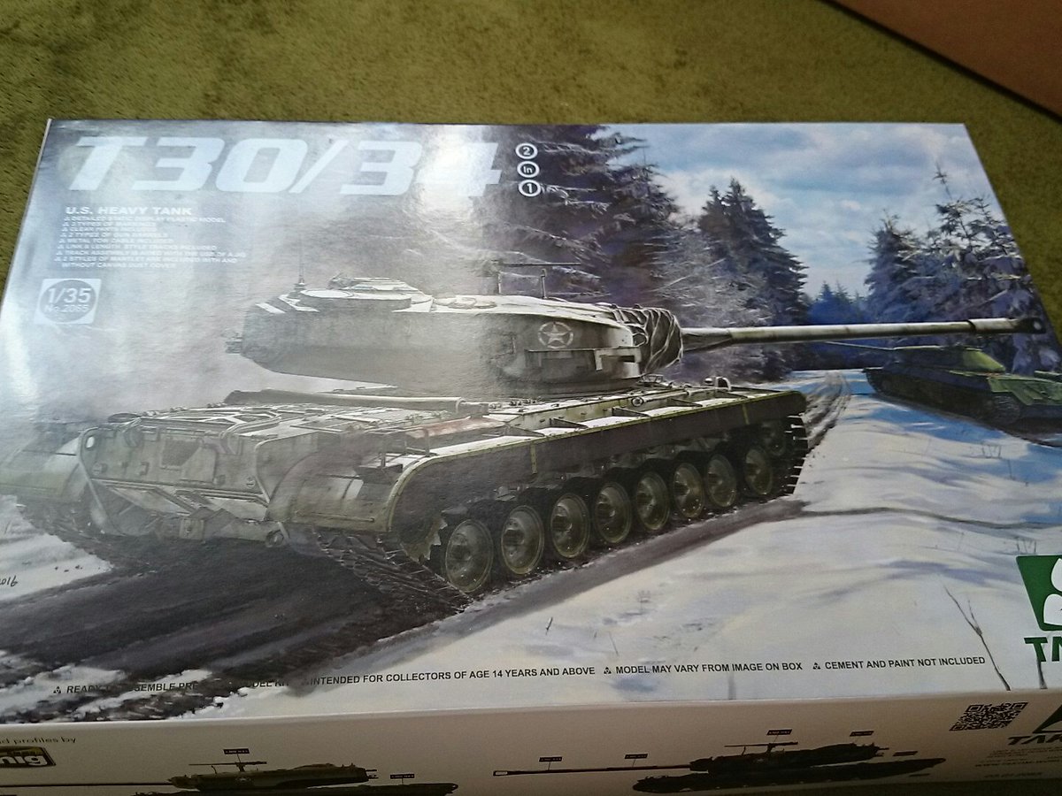 Tavor たぼーる Twitterissa Takomのt29とt30 34が届いた 夢にまでみた車両がついにプラモデルに アメリカ戦車の履帯で半組立式とか初めて見たかも