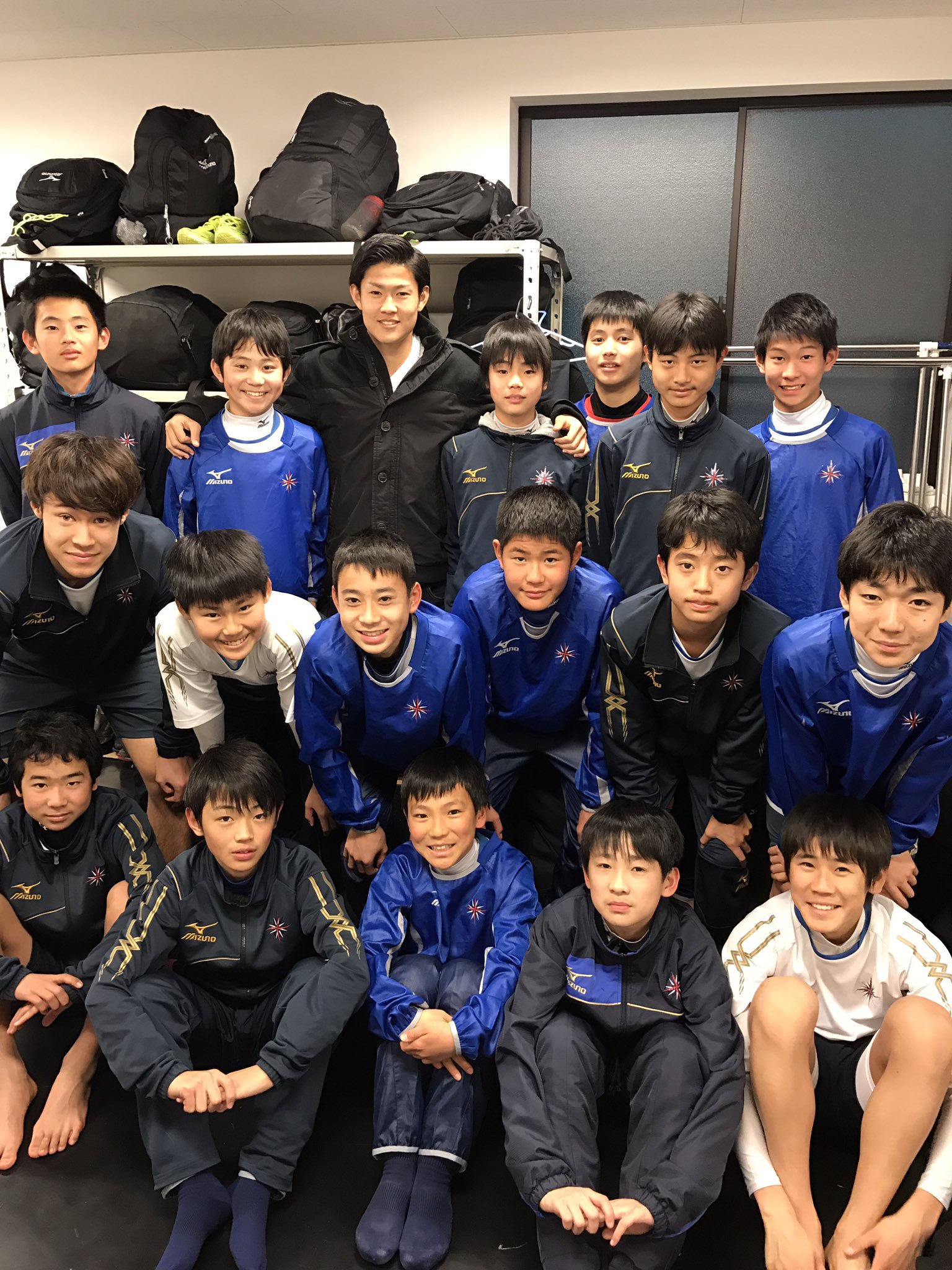 Soltilo Chiba Fc ソルティーロ Soltilofcからsvホルンへ 頑張れ リョウガ ジュニアユースはいつまでも応援しています Zozopark ソルティーロ T Co 5nyhtexwgv Twitter