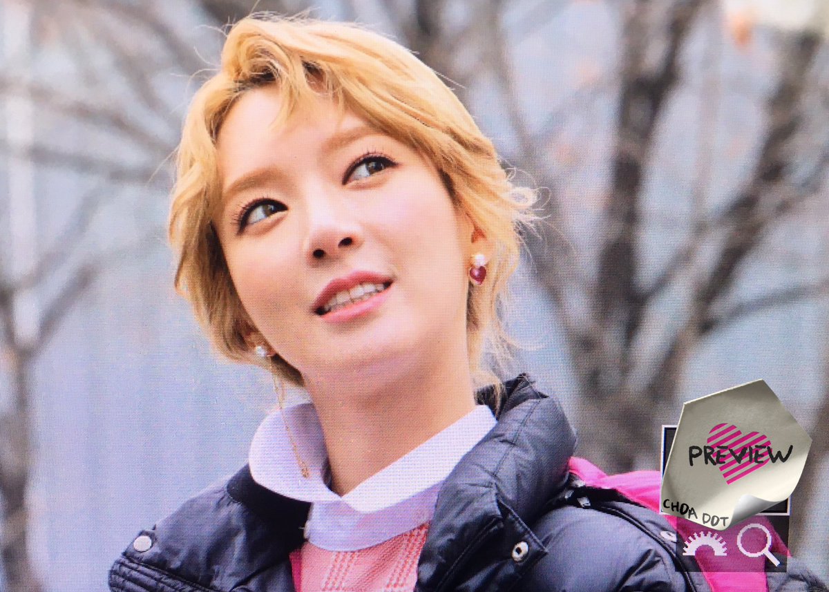 900306_com's tweet photo. 170126 엠카운트다운 미니팬미팅 프리뷰
#초아 #CHOA #AOA #EXCUSE_ME #BING_BING https://t.co/Iq5bmnhp37