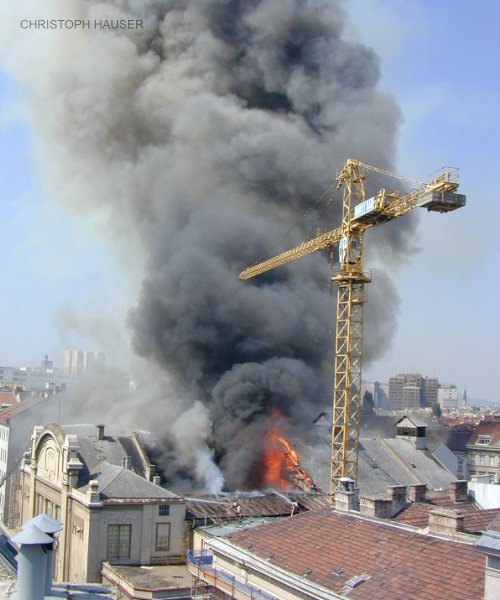 clubletter's tweet image. 15 Jahre liegt der Brand der #Sofiensäle schon zurück. Heute gibt es dort wieder #Bälle, sogar Hotel @RubyHotels ballkalender.com/ballkalender/v…