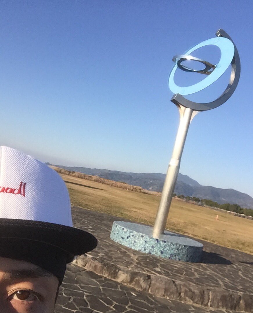 Diamond Arrows 2ヶ所目到着 15年前rkkレゲエbashやってた熊本新港 ここには自然が沢山で 海があって 山が見えて 最高なんだけどなぁ 問合せてみたけど熊本地震以降許可降りなくなったらしい 残念 場所ねーかなぁ Larkbirdrecords T Co