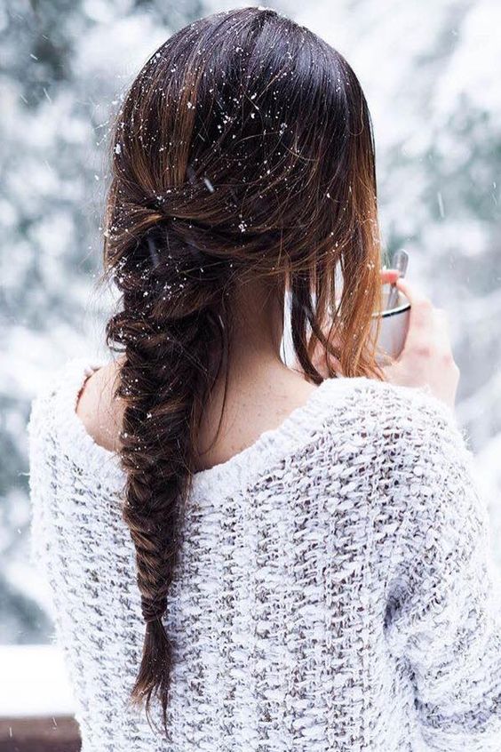 Yeah, it’s #snowing in #İstanbul, too.❄️ // Bugün İstanbul’da da #kar yağıyor!☃️
#rapunzel  #hair