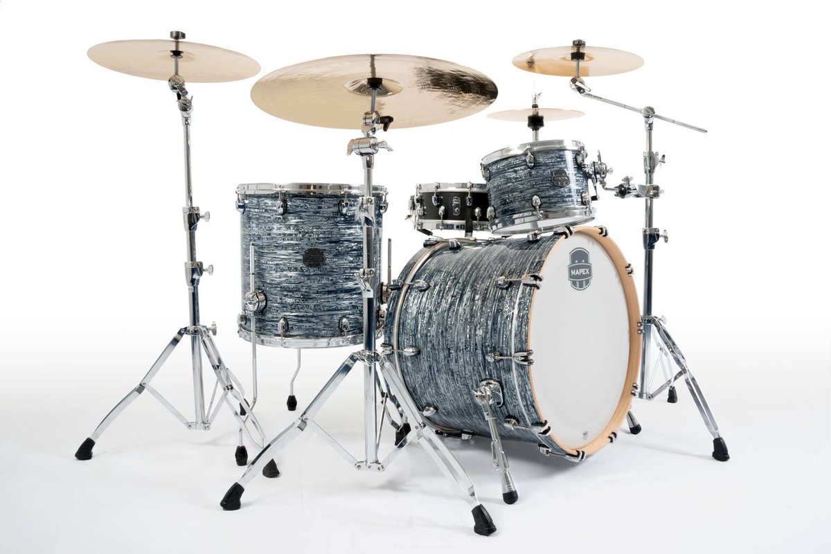 NEW Saturn V Tour Edition in Black Marine Pearl. 
#SaturnV #Touredition #Playmore