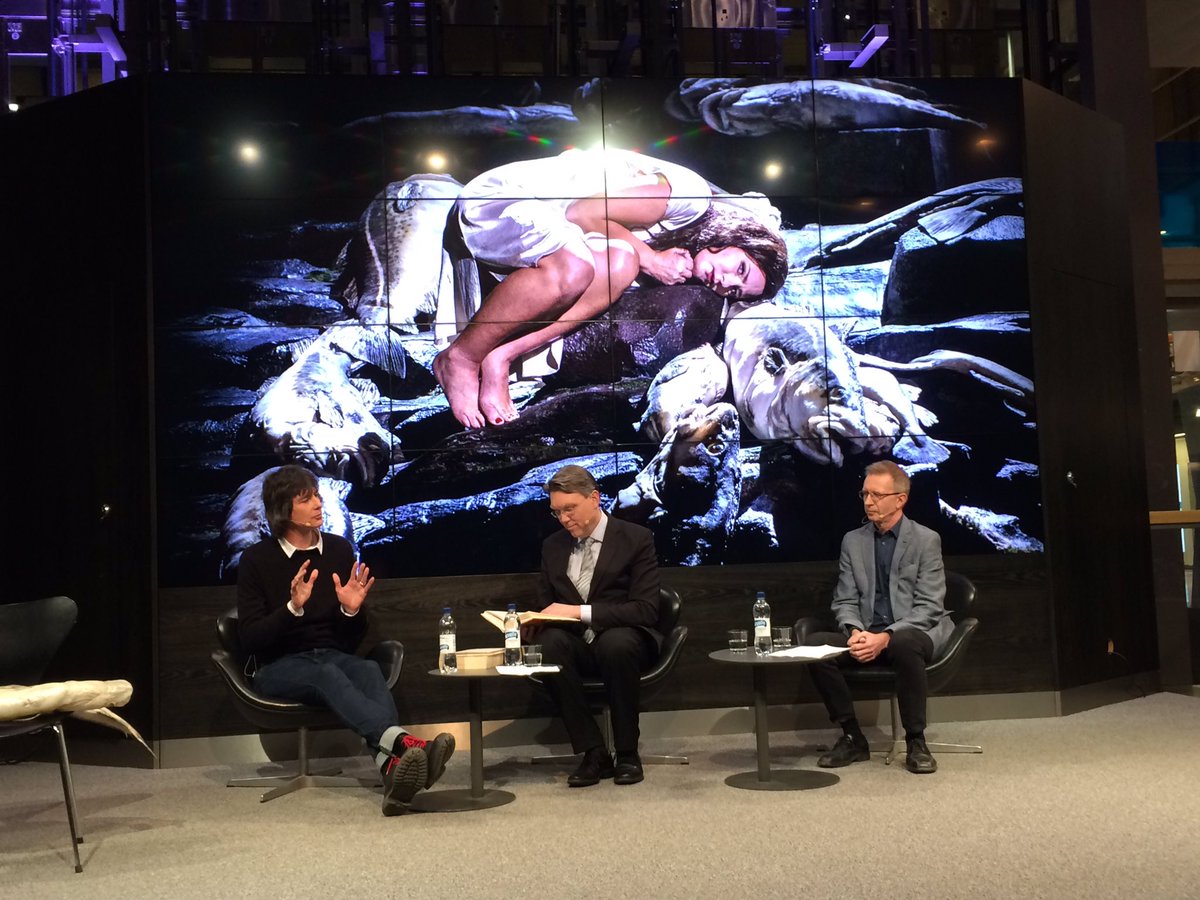 antti_tuomainen's tweet image. Talking opera yesterday with @VesaSiren and Juhani Koivisto. Thank you @oopperabaletti  @hstvfi #LadyMacbethMtsensk #ooppera