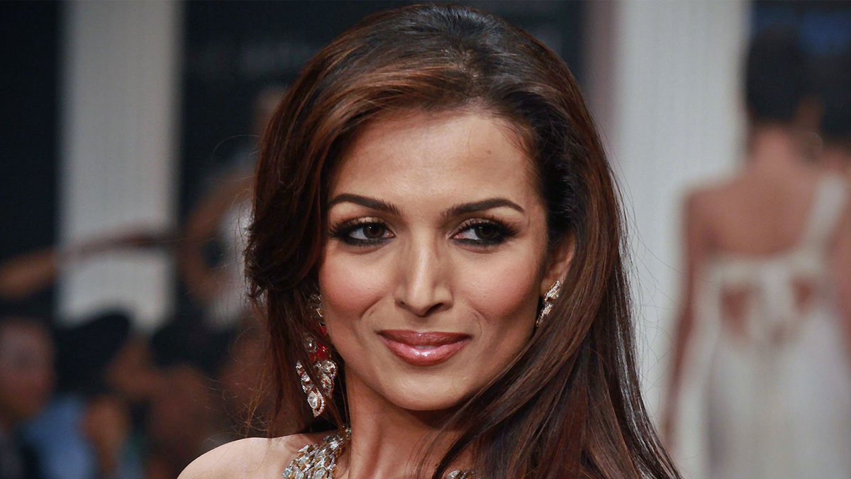 UltraHD4K1's tweet photo. Ulta HD 4K Malaika Arora Wallpapers #MalaikaArora #MalaikaAroraWallpaper #MalaikaAroraPicture #MalaikaAroraPics #MalaikaAroraPhoto https://t.co/3RbjtKKGN2