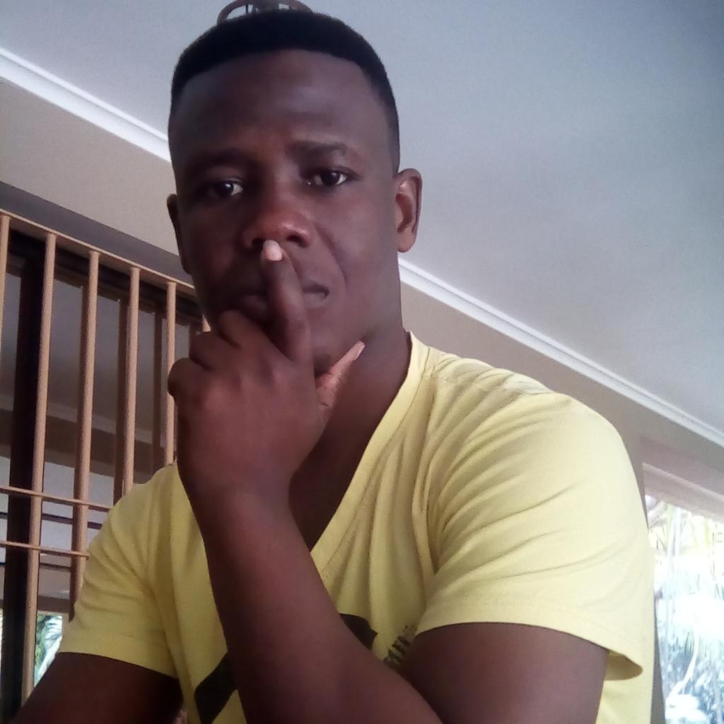 Pusherprince's tweet photo. My silence don't mean am deaf n damp ,but to meditate on wat i will say to bring the out of me. https://t.co/BPpFnR9LQ1
