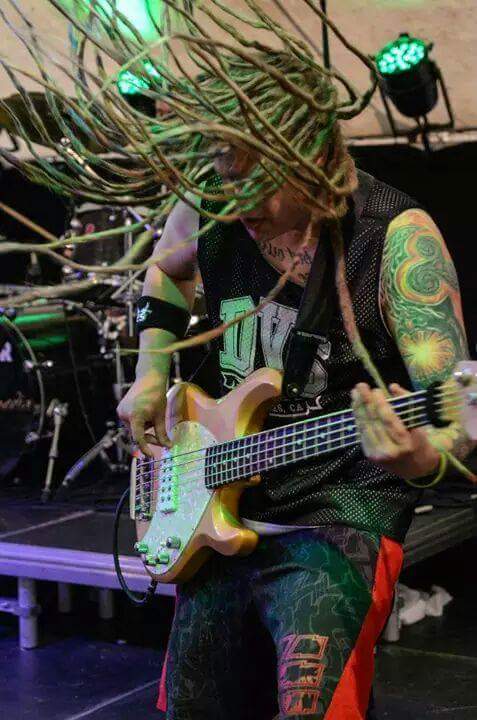 ParallaxMethod's tweet photo. #tbt to #bassplayer Ben on stage at @WildFireFestUK back when it was #lesfest in 2014 with his former band @SPIRYTUSBAND https://t.co/DlMBZdmBEP