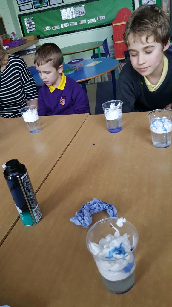 EPNethermains's tweet photo. We made it rain in a cup and created a tornado in a bottle #littlescientists #exploringweather https://t.co/rIXj4oHSdt