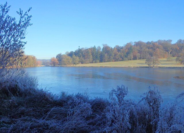 grahamwaterton's tweet image. Thought we might be ice fishing soon ... but it&apos;s a bit warmer this morning.#flyfishing #pikeonfly