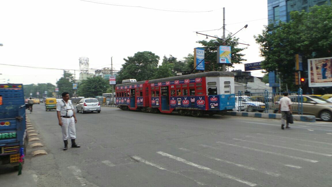 snehalataj's tweet photo. The first Electric tram in Asia ran in Kolkata in 1902, between Esplanade and Kidderpore. #TramsofKolkata https://t.co/Vy4nnwJFCU