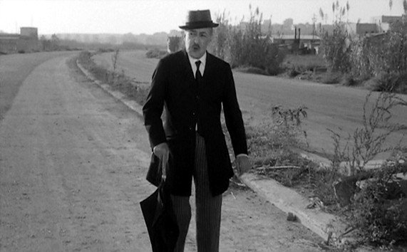 paoladelusa's tweet image. 50 anni senza due grandi artisti:il principe della risata,Totò e il cantautore triste,Tenco. Secondo me più simili di quanto possa sembrare.