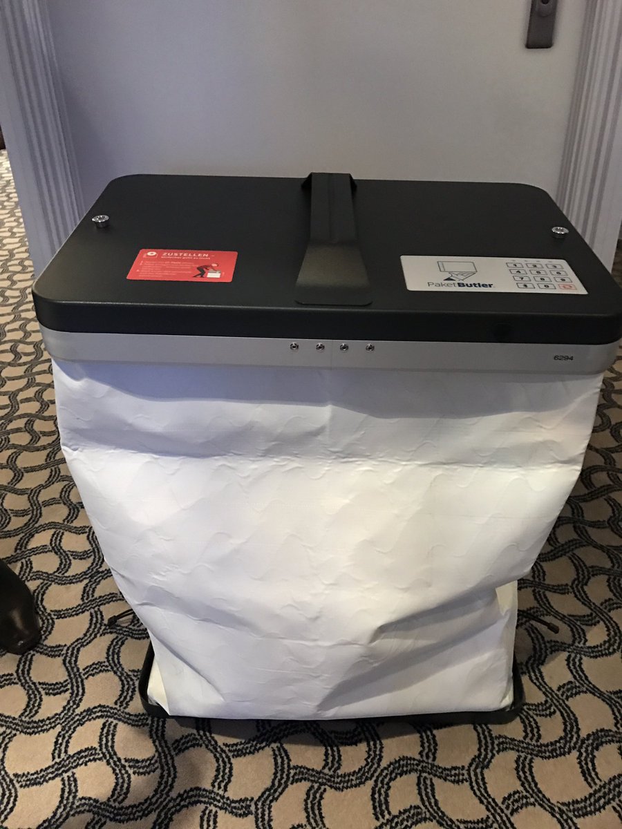GeneralKuchel's tweet photo. Wenn der Postmann nicht mehr klingelt: der #paketbutler nimmt Pakete an, wenn Sie nicht da sind. #cebitpreview https://t.co/qPwn1Tp19p