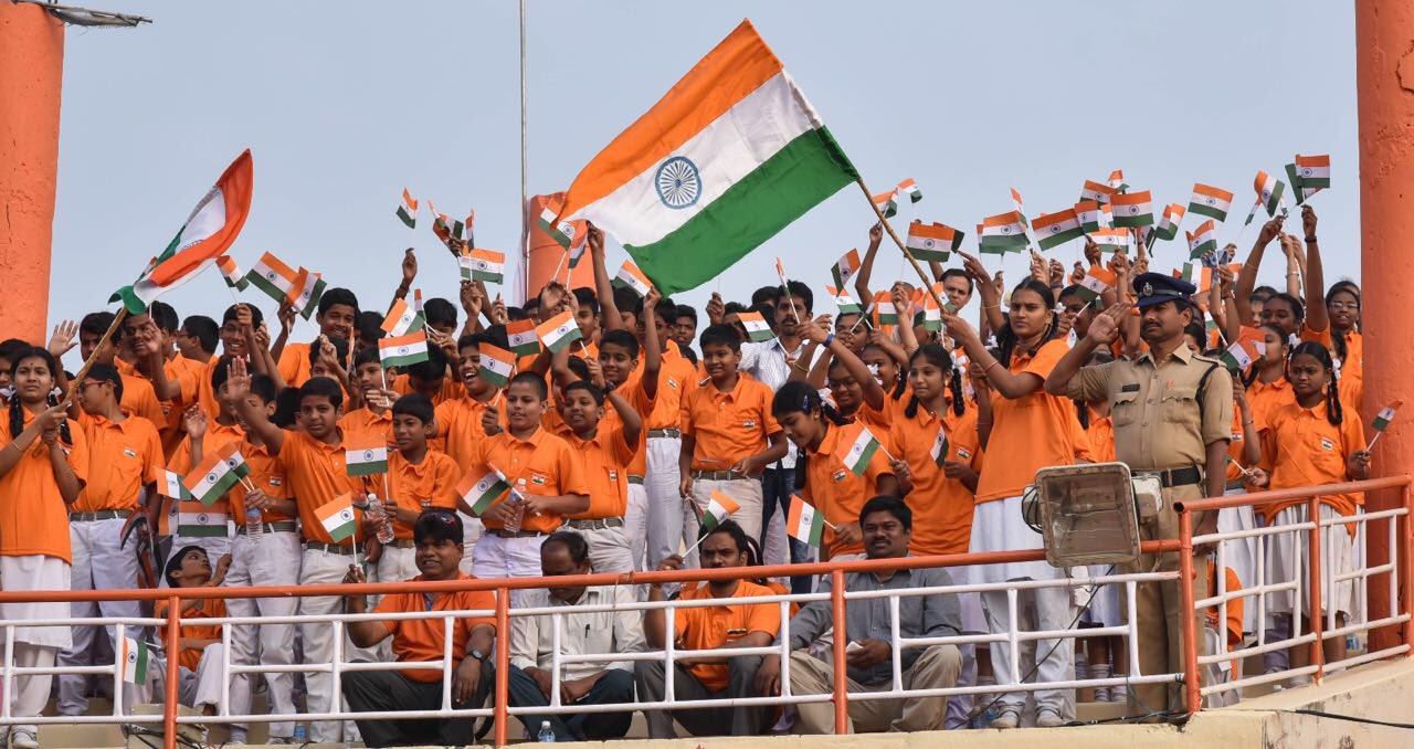 N Chandrababu Naidu on X: "A glimpse of the 68th #RepublicDay celebrations  in Vijayawada today. https://t.co/0te0tbeGkf" / X