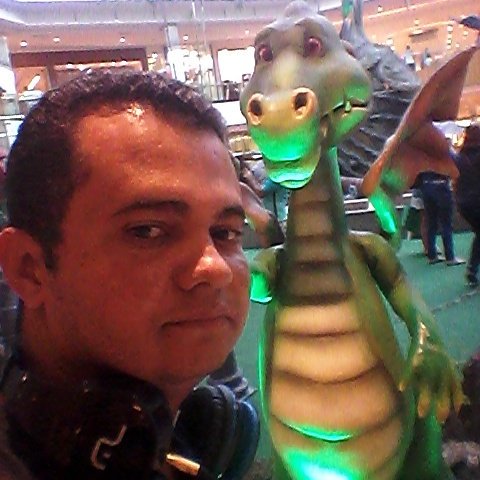 Wandersonsb8's tweet photo. Um dia no shopping https://t.co/ddwDgsjfy6
