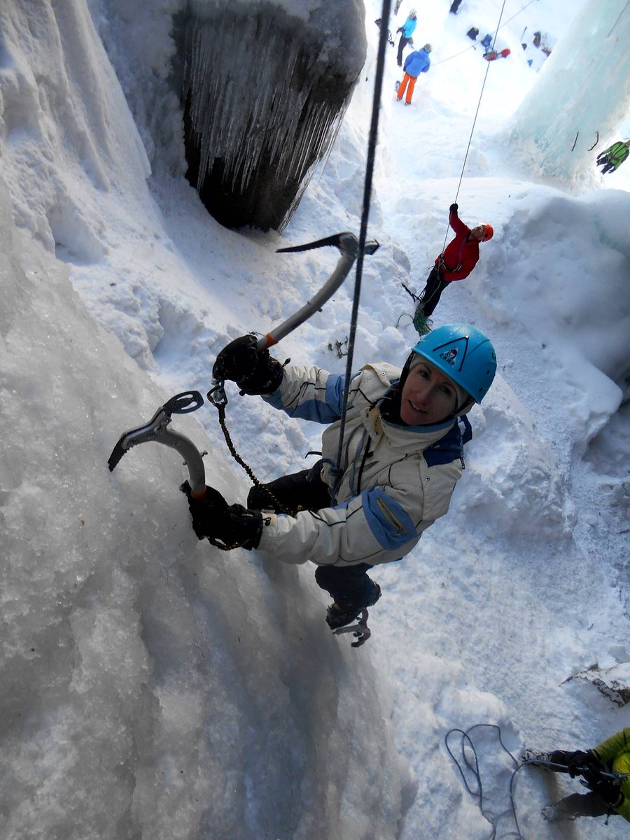 #iceclimbing Fest Pontechianale #cuneo 24-26/02/2017 #sport #fun e #montagna in #sicurezza #visitpiemonte #piemonte bit.ly/2kmOeiv
