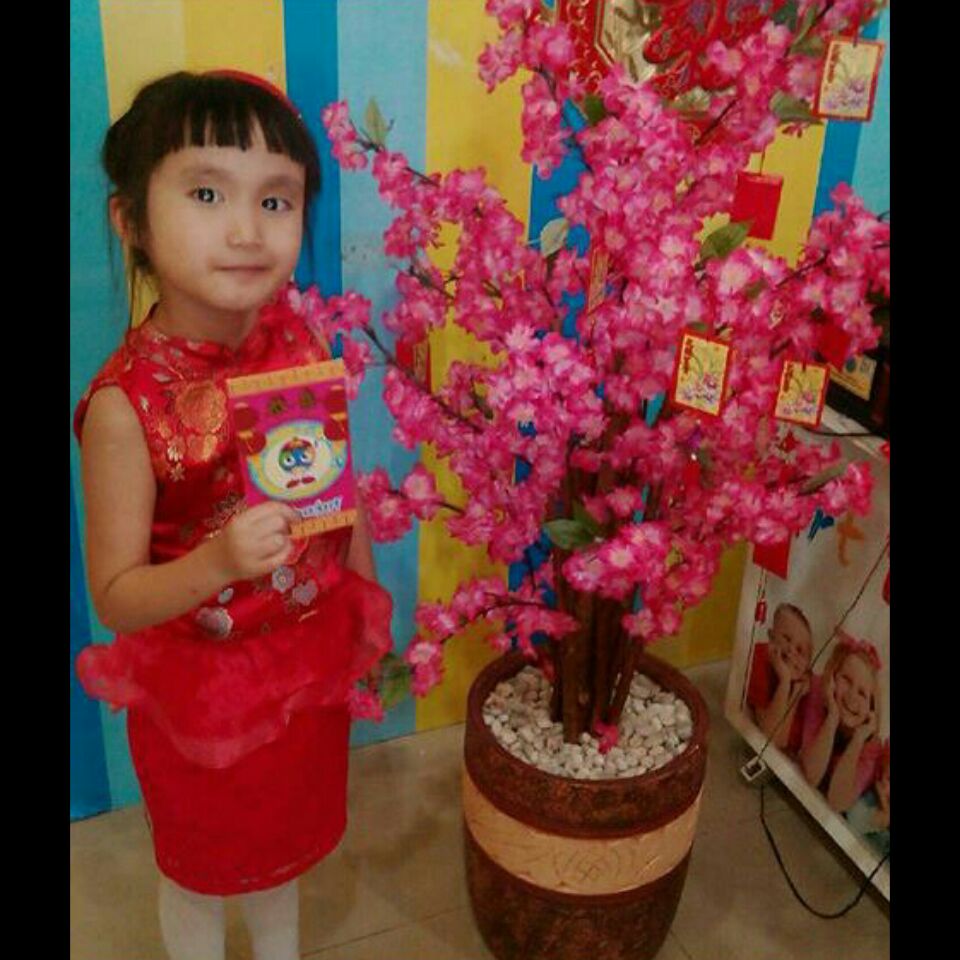 OninZ_Jack's tweet photo. @MaybankID Gongxifatchoi Dari my princess ♡Semangat Hebat IMLEK #MaybankChineseNewYear @adiitya15_ @mbotfa @andywrdn https://t.co/xEqiKIIt8W