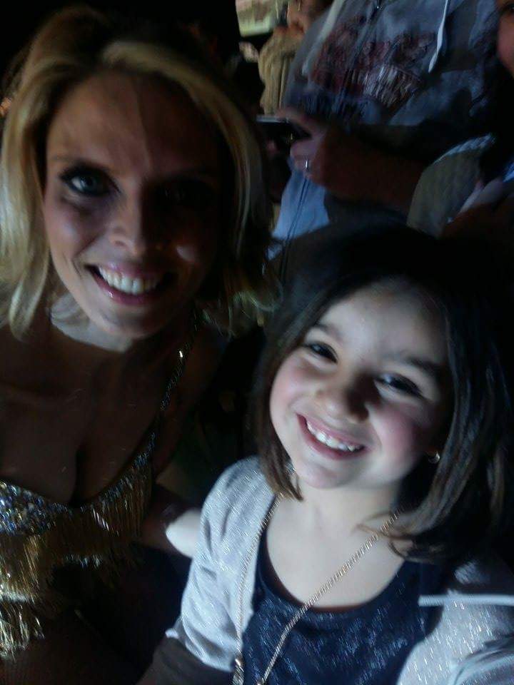 polmathilde1's tweet photo. Merci pour cette soirée magique hier encore des étoile plein les yeux @mellealizee @SylvieTellier @maximedereymez vous êtes au top 😉 https://t.co/9jipaLXJK2